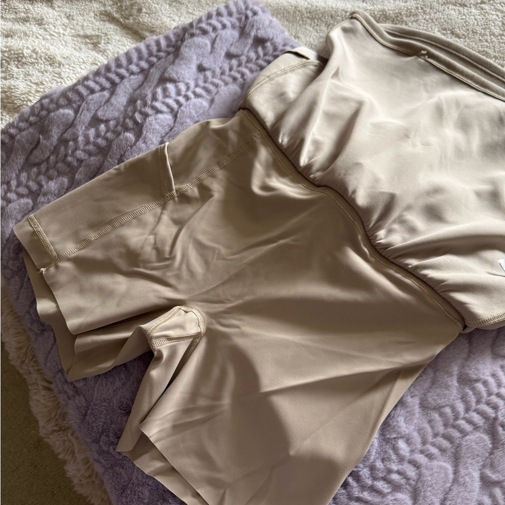 SPANX AirEssentials Skort 17” Medium EUC Ashwood - image 4